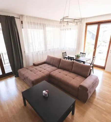 Apartment mit 2 Schlafzimmern